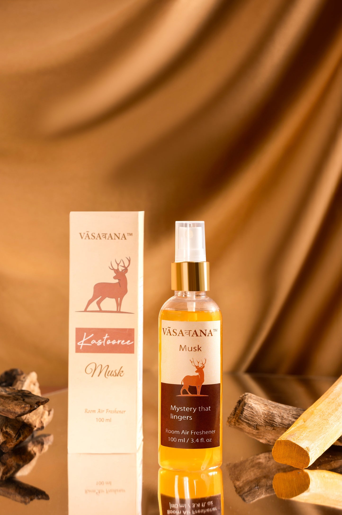 Musk Natural Mist Spray by Vāsaवana | 100 ml / 3.3oz | Made with Musk Crystal, and Fragrance Oil extracts | Ideal for meditation and rituals | Non-alcoholic, non-toxic & vegan | Vasavana