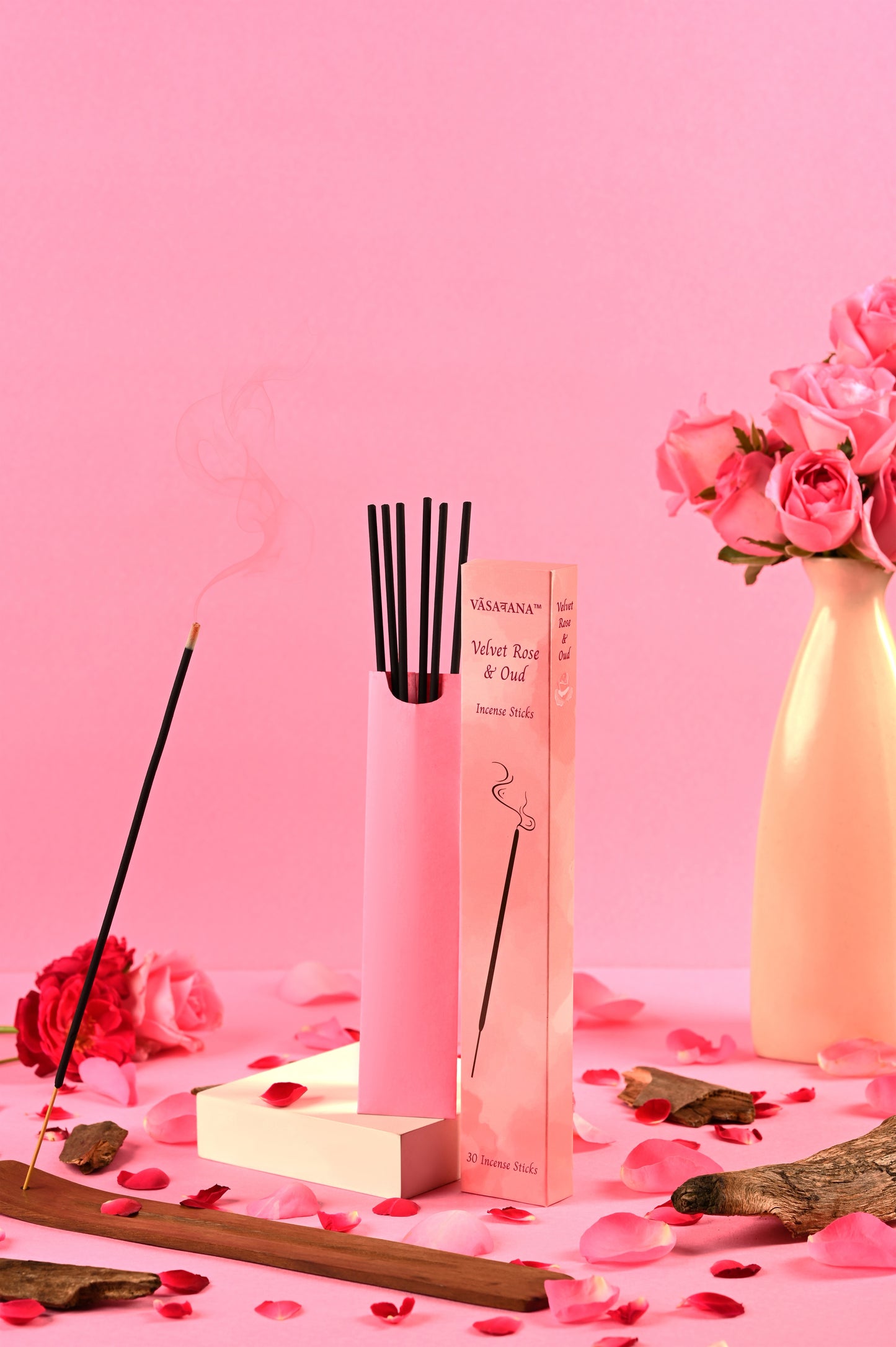 Velvet Rose & Oud — Incense Sticks 30 Sticks | Vāsaवana